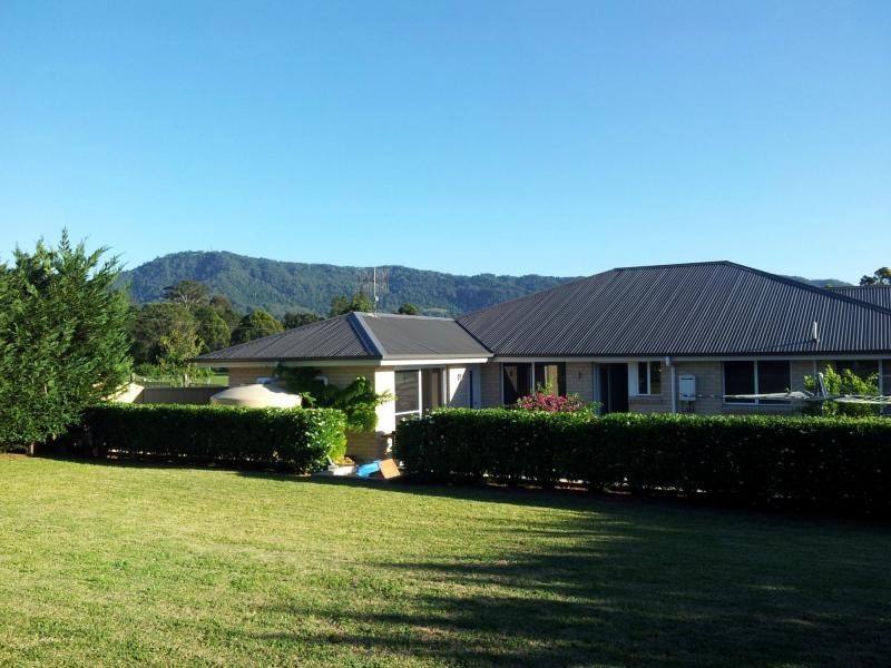 12 Appleberry Close, Bomaderry NSW 2541