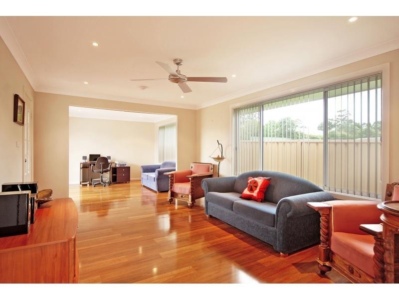 12 Appleberry Close, Bomaderry NSW 2541