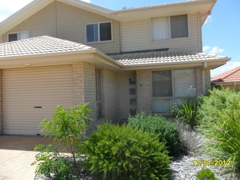 11/8 Meroo Road, Bomaderry NSW 2541