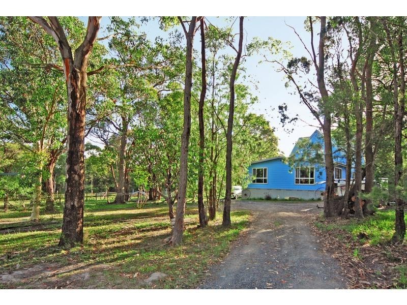 21 Gardner Road, Falls Creek NSW 2540