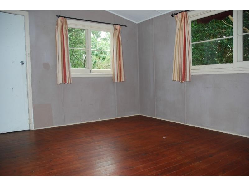 35 Bridge Road, Nowra NSW 2541