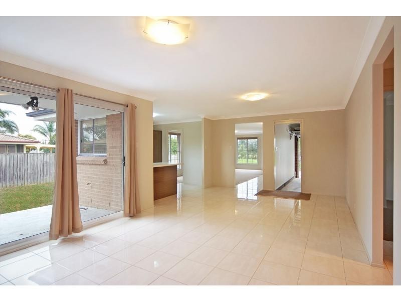 35 Golden Grove, Worrigee NSW 2540