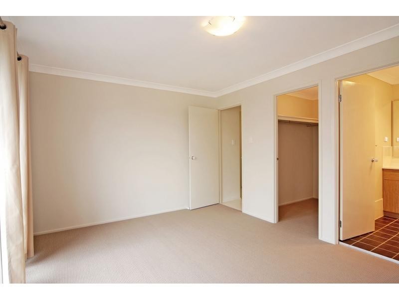 35 Golden Grove, Worrigee NSW 2540