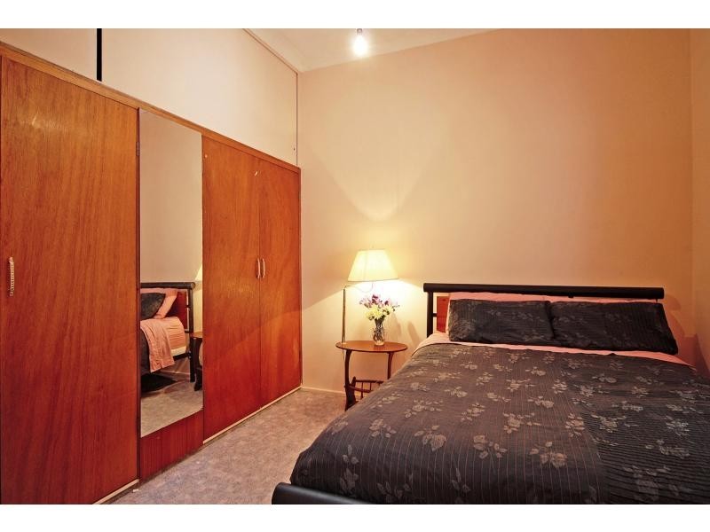 15 Tanang Street, Bomaderry NSW 2541