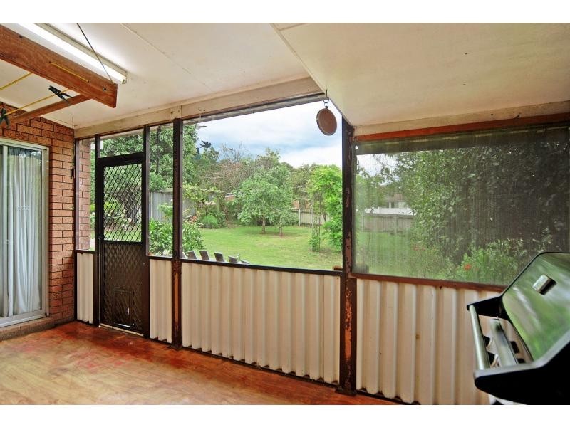 15 Tanang Street, Bomaderry NSW 2541