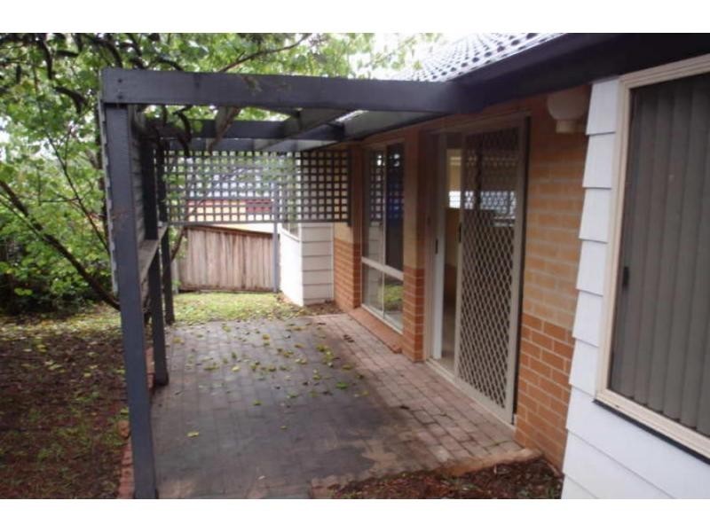 17/33 Lynburn Avenue, Bomaderry NSW 2541