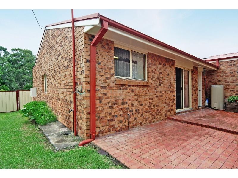 70 Yeovil Drive, Bomaderry NSW 2541