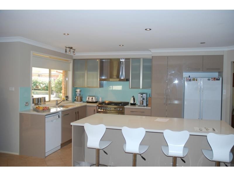 8 Abelia Place, Worrigee NSW 2540