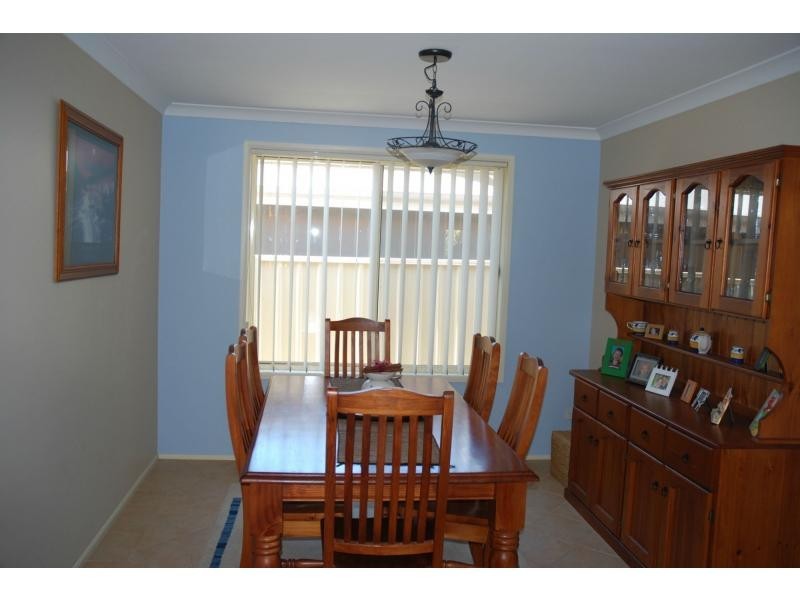 8 Abelia Place, Worrigee NSW 2540