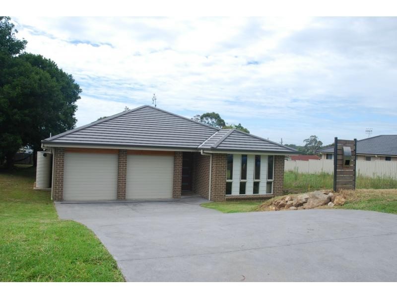 1 Christiana Close, West Nowra NSW 2541