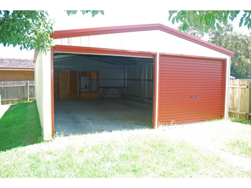 1 Crest Avenue, North Nowra NSW 2541