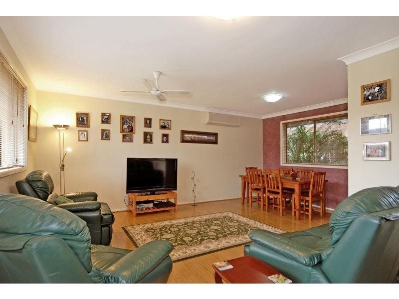 9 Chebec Close, Bomaderry NSW 2541