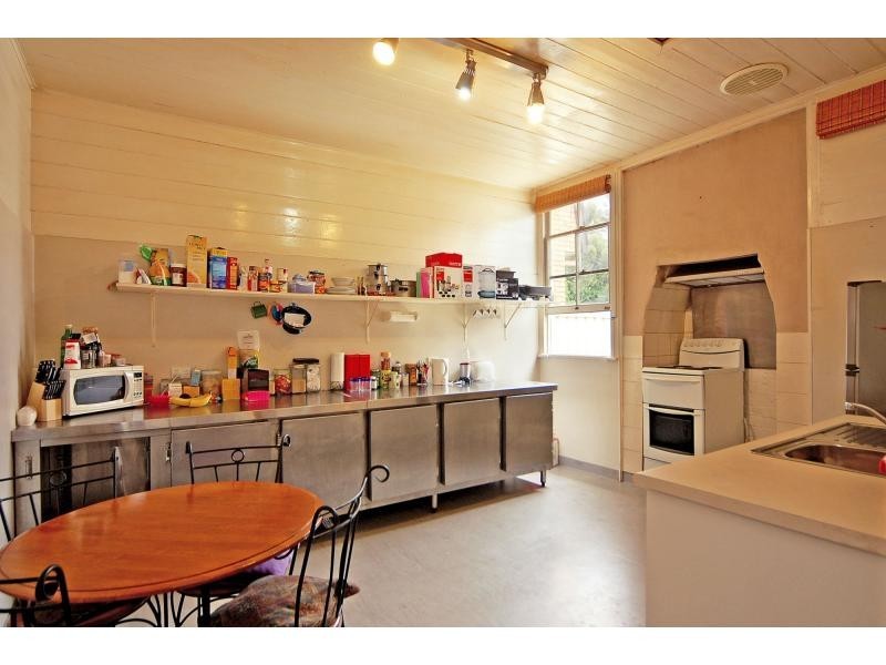 39 Junction Street, Nowra NSW 2541