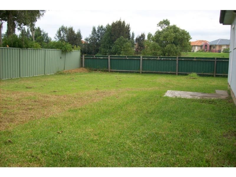 95 Moss Street, Nowra NSW 2541