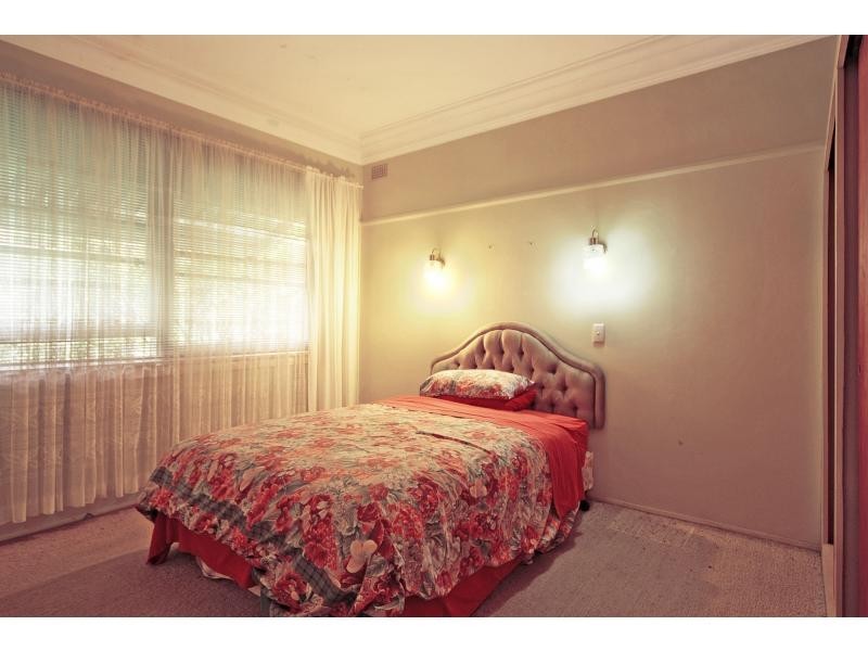 1 Robey Street, Bomaderry NSW 2541