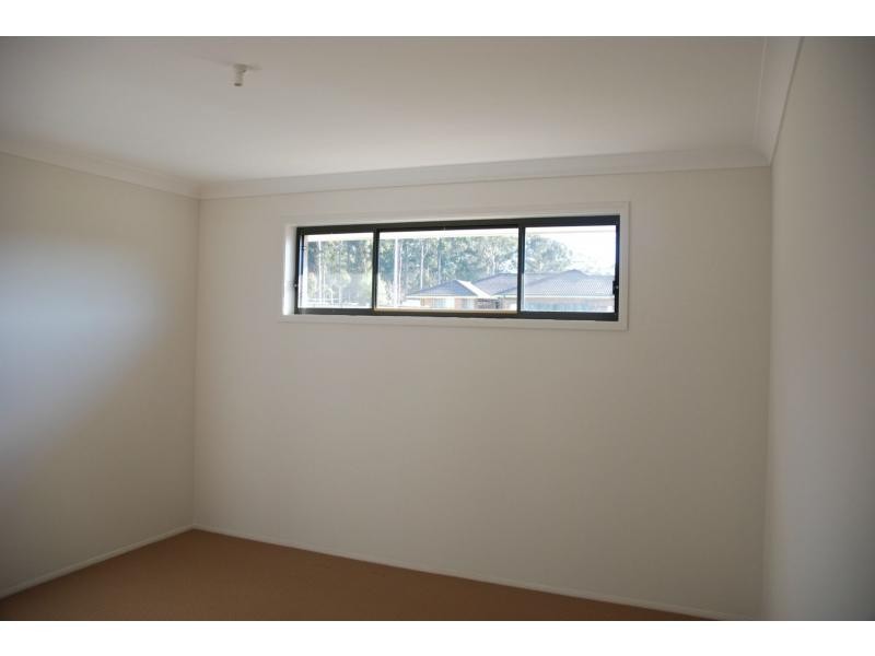 38 Rannoch Drive, West Nowra NSW 2541