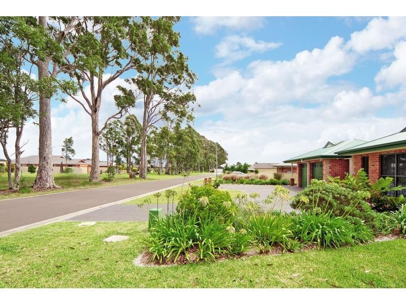 24 The Garden Walk, Worrigee NSW 2540
