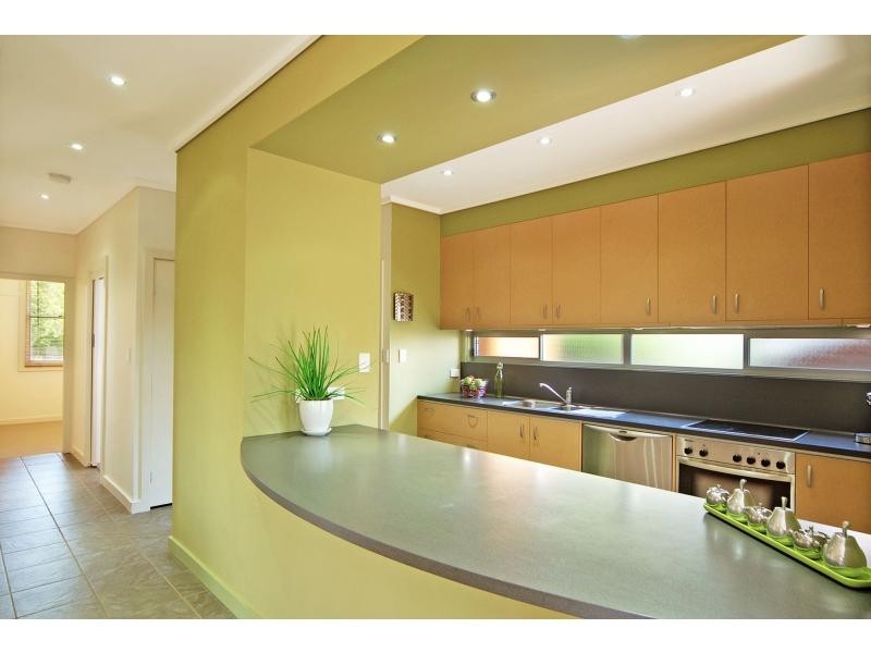 9 Jervis Street, Nowra NSW 2541