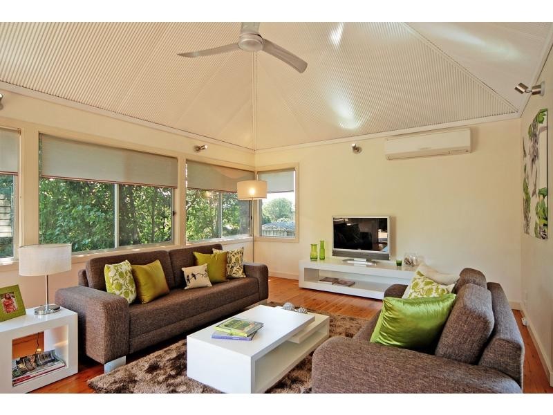 9 Jervis Street, Nowra NSW 2541