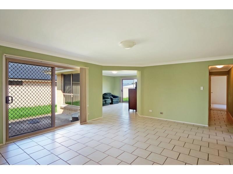 23 Lacebark Grove, Worrigee NSW 2540