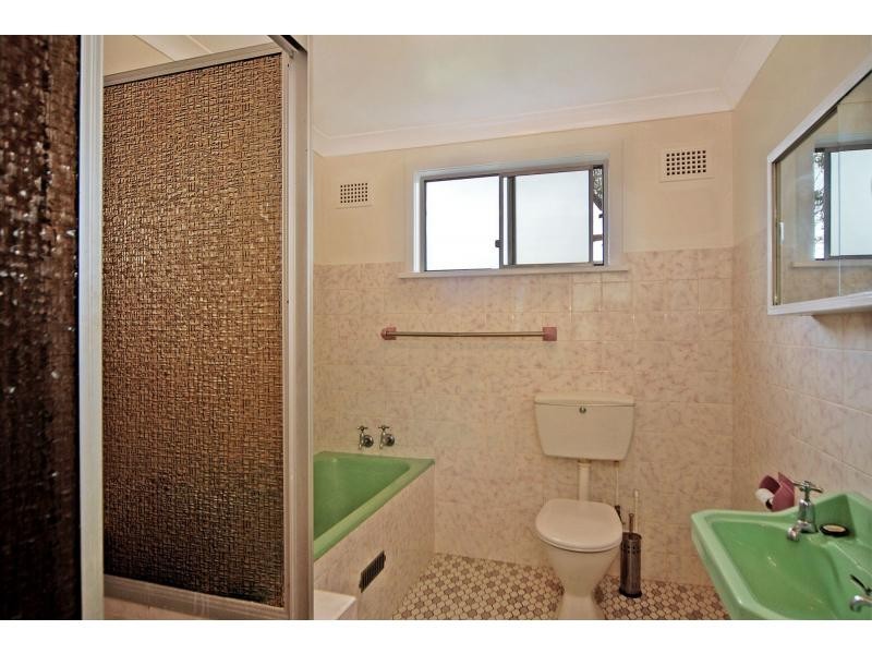 6 Ravenscliffe Road, Shoalhaven Heads NSW 2535