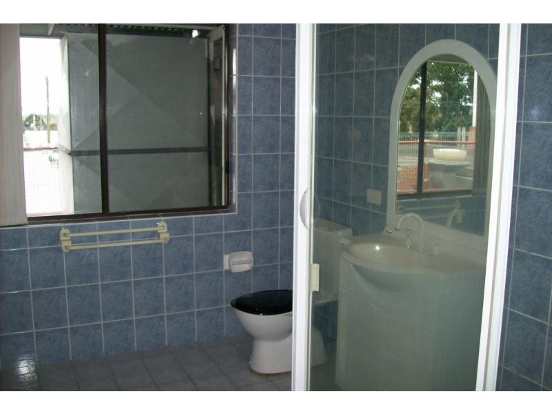 2/60 Kinghorne Street, Nowra NSW 2541