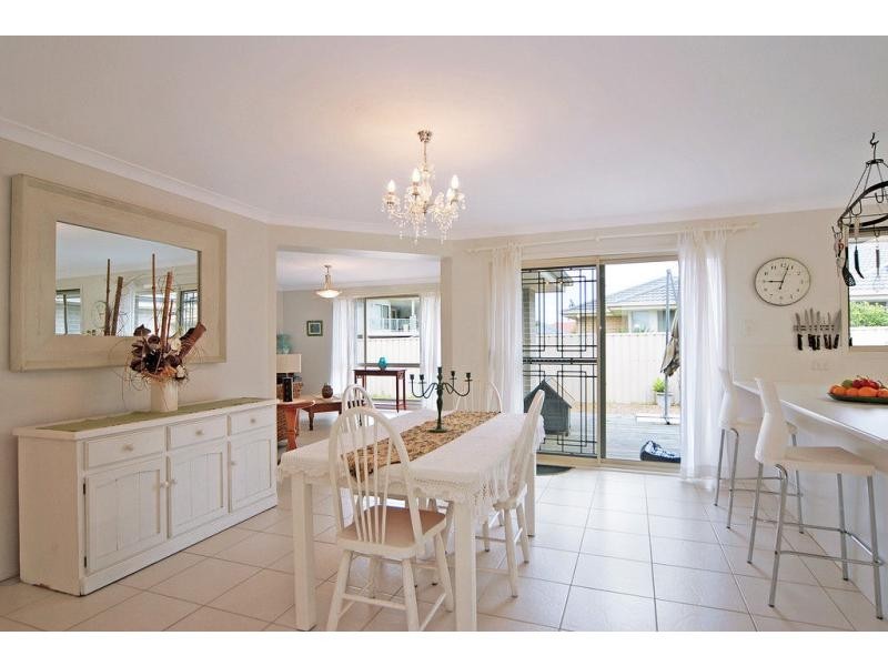 21 The Garden Walk, Worrigee NSW 2540