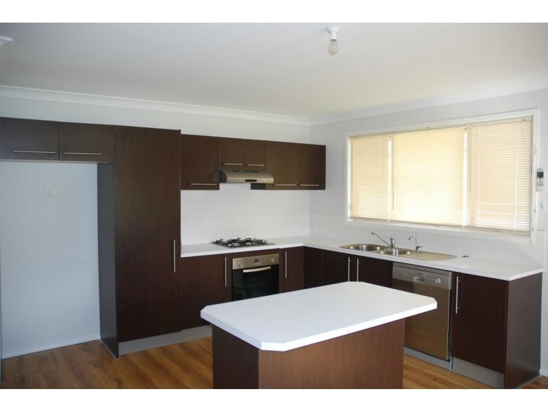 20 Royal Street, Worrigee NSW 2540