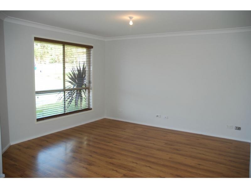 20 Royal Street, Worrigee NSW 2540