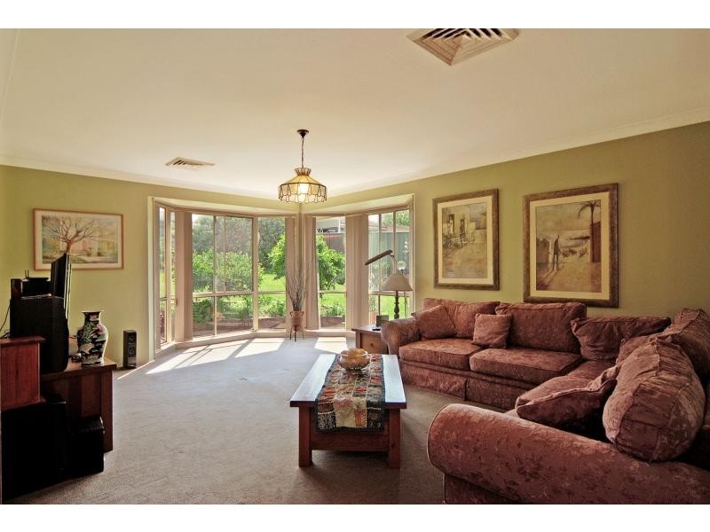 39 Depot Road, West Nowra NSW 2541