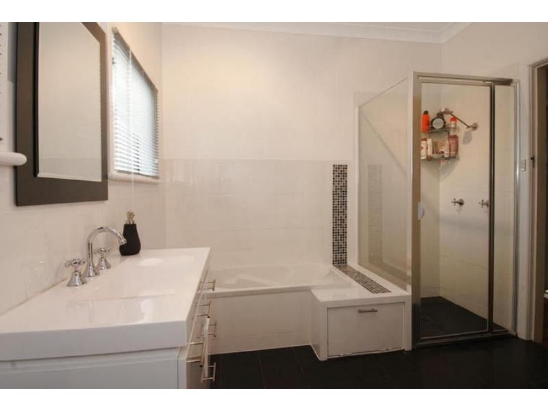 19 Illaroo Road, North Nowra NSW 2541