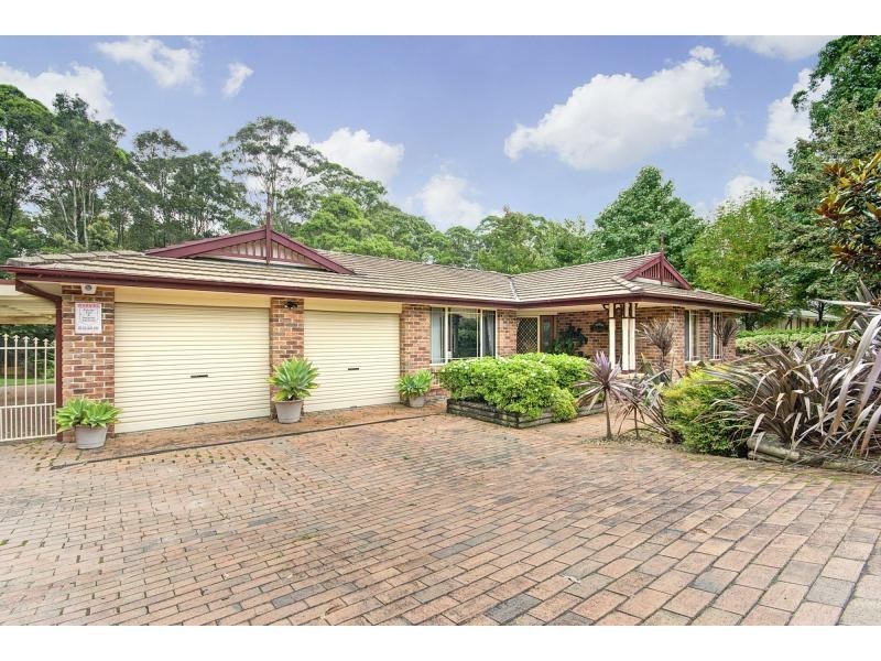 13 Tartarian Crescent, Bomaderry NSW 2541