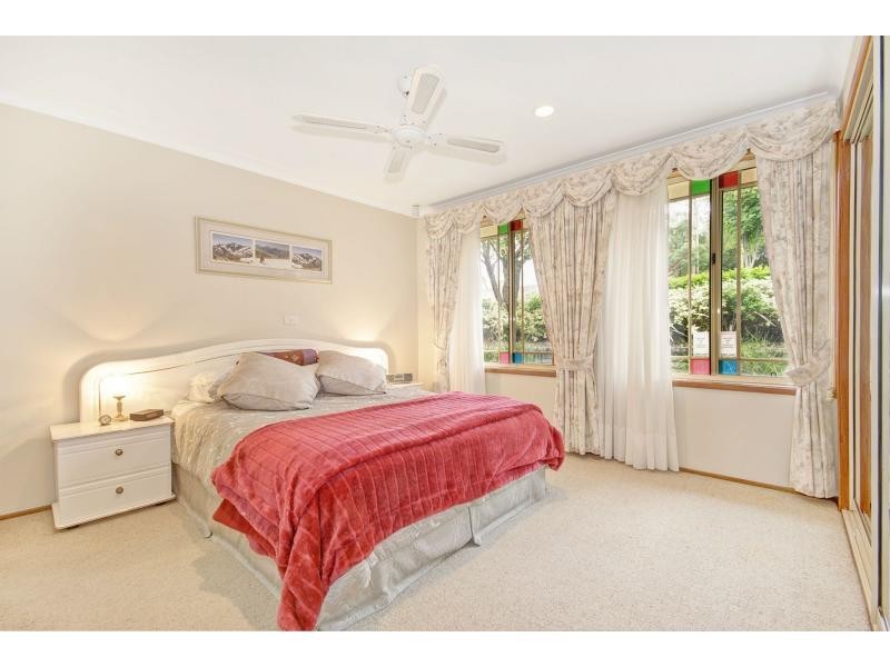 13 Tartarian Crescent, Bomaderry NSW 2541