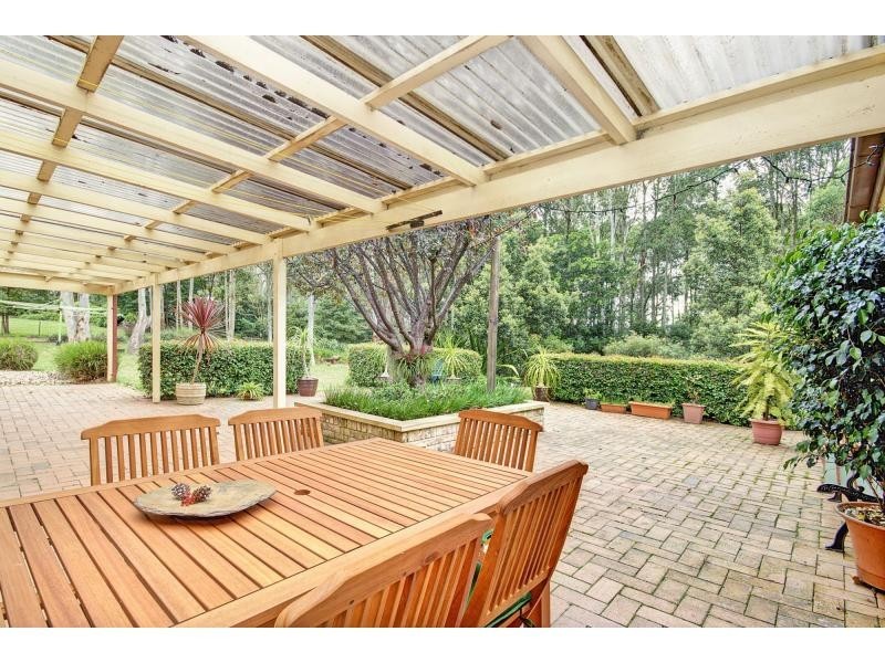 13 Tartarian Crescent, Bomaderry NSW 2541