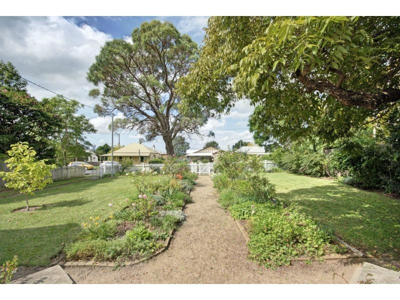 93 Osborne Street, Nowra NSW 2541