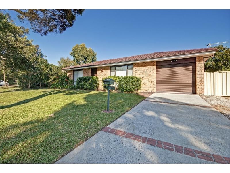 2 Melaleuca Place, Bomaderry NSW 2541