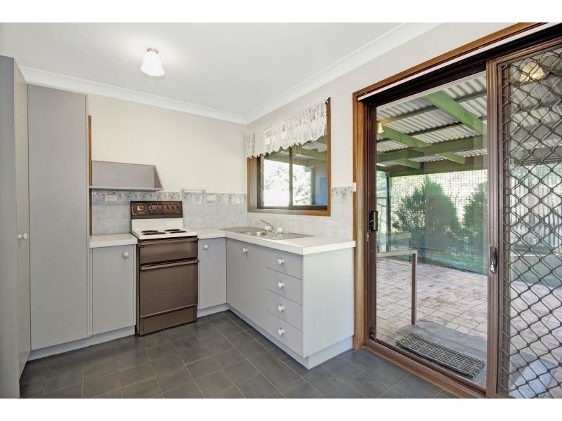 2 Melaleuca Place, Bomaderry NSW 2541