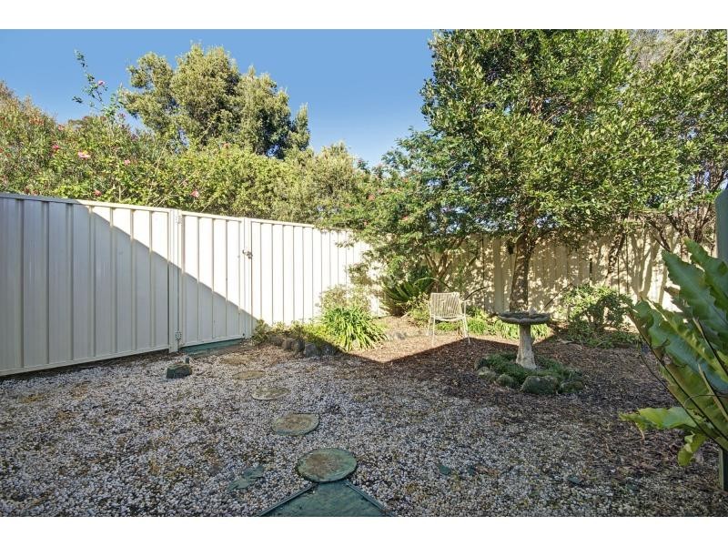 2 Melaleuca Place, Bomaderry NSW 2541