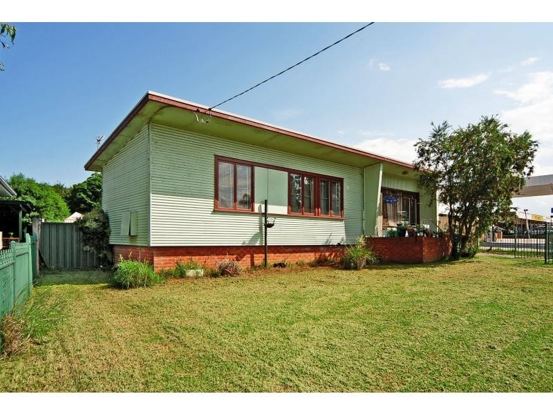 130 Kalandar Street, Nowra NSW 2541