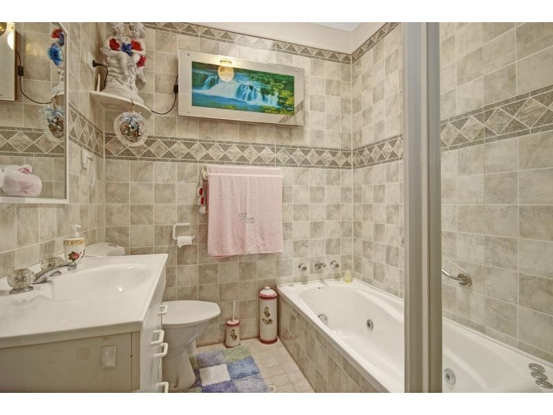 5 Ernest Street, Nowra NSW 2541