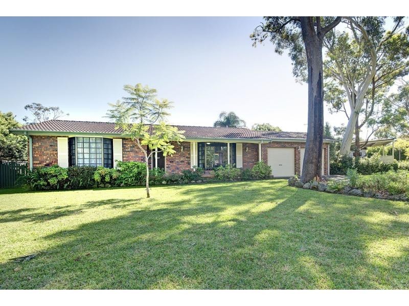 11 Cocos Palm Drive, Bomaderry NSW 2541