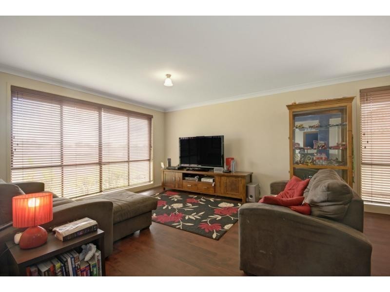 7 Palm Lilly Close, Worrigee NSW 2540