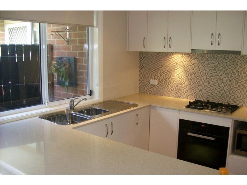 7b Regal Place, Bomaderry NSW 2541