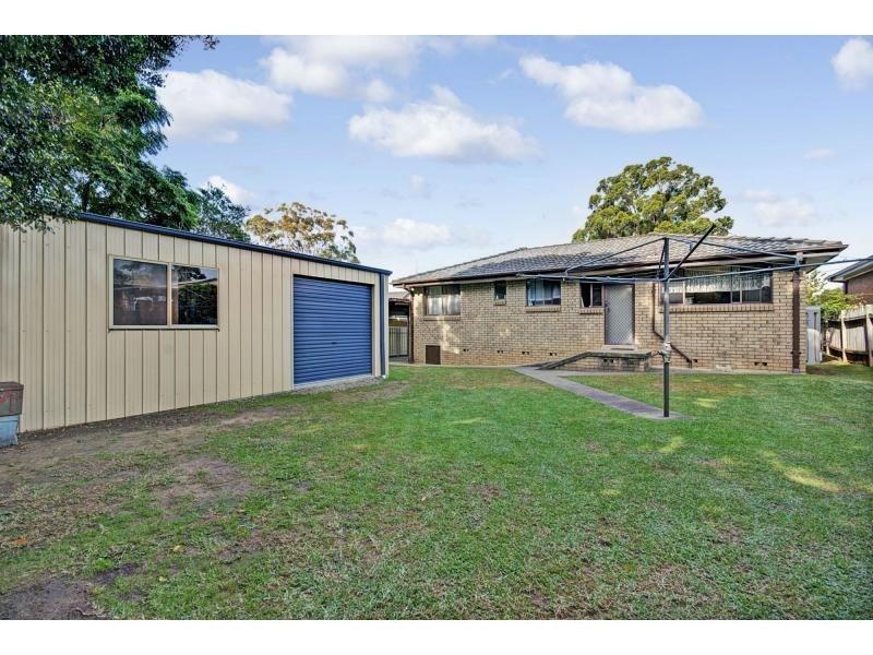 30 Yeovil Drive, Bomaderry NSW 2541