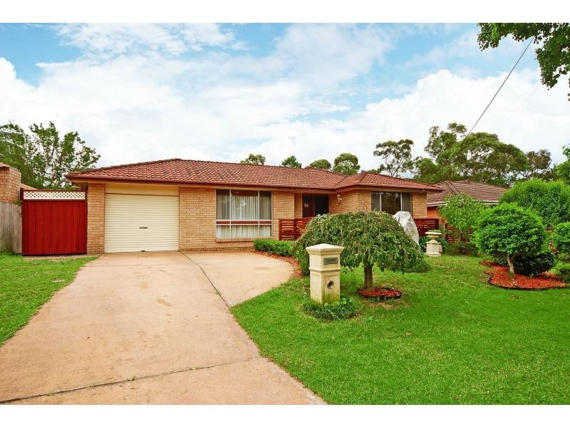 10 Clarke Avenue, North Nowra NSW 2541