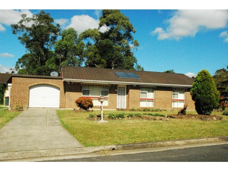 12 Crawford Drive, North Nowra NSW 2541