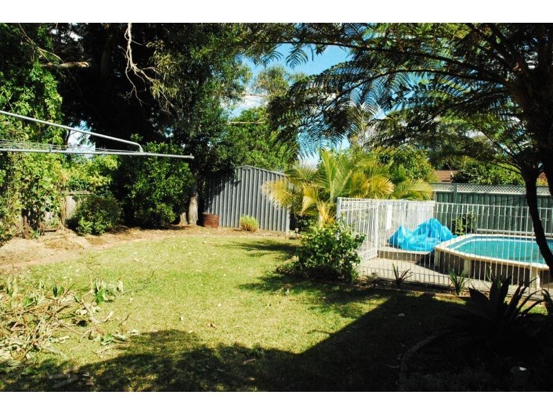 12 Crawford Drive, North Nowra NSW 2541
