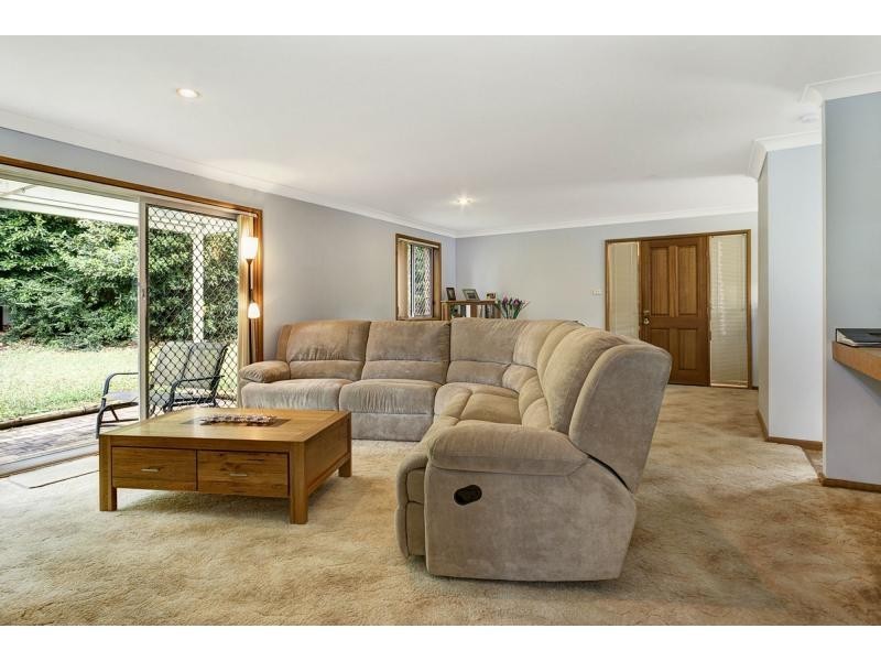 4/4 Carisbrooke Close, Bomaderry NSW 2541