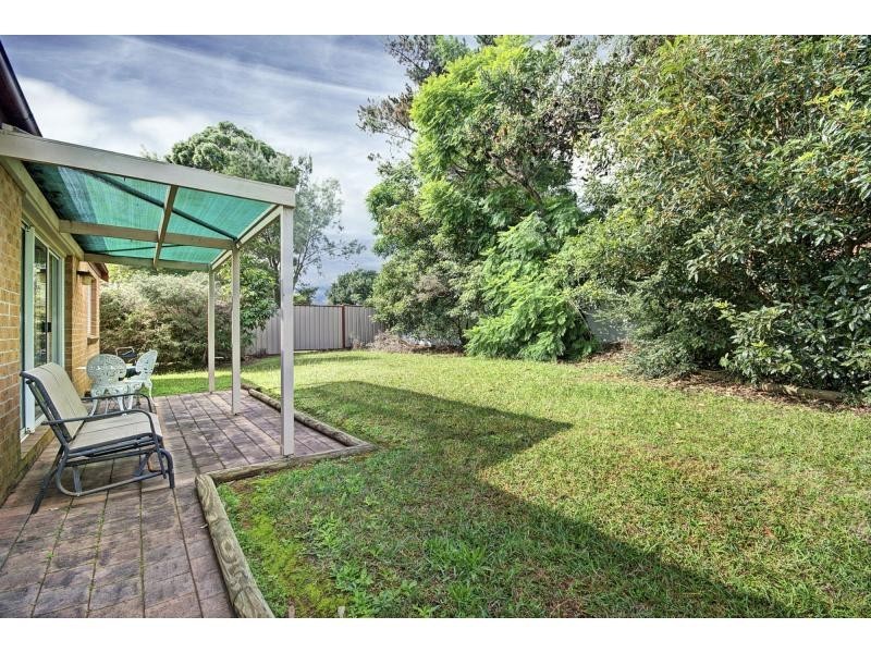 4/4 Carisbrooke Close, Bomaderry NSW 2541