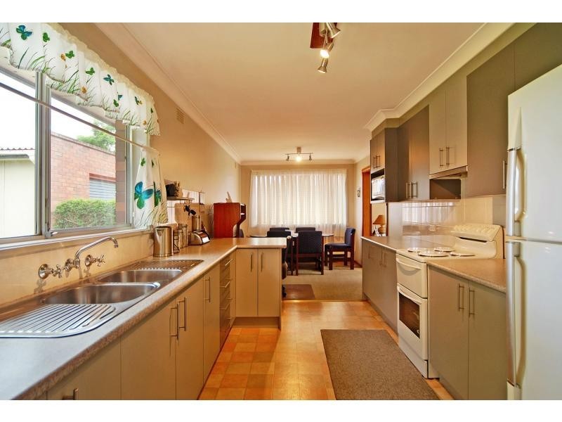 5 Hockey Street, Nowra NSW 2541